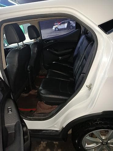 porter 2: BYD Yuan: 2019 г., Электромобиль, Кроссовер — 6