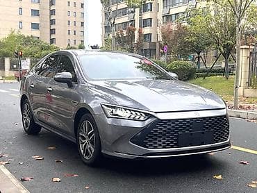 BYD Qin: 2021 г., 1.5 л, Вариатор, Гибрид, Седан