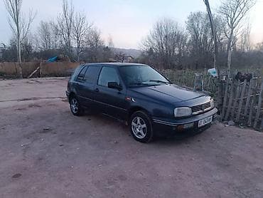 Продажа авто: Volkswagen Golf: 1993 г., Хэтчбэк — 2