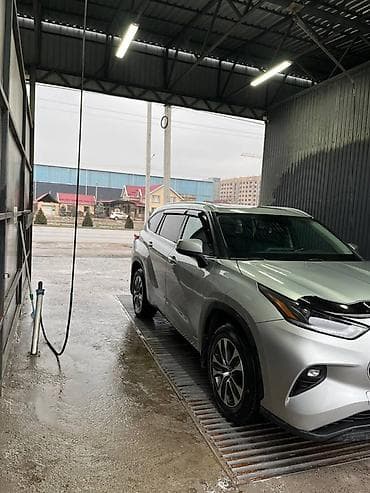 Toyota Highlander: 2022 г., 2.5 л, Гибрид, Кроссовер — 6