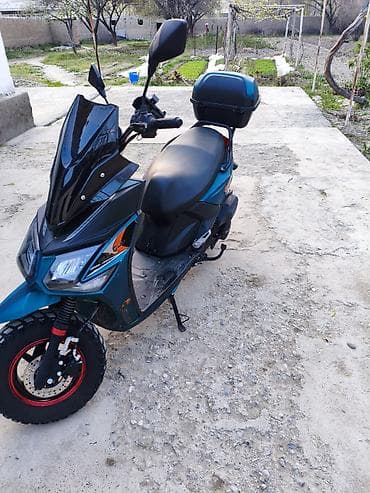 мопед скутер: Тип скутера 500 куб. см, Бензин, Б/у — 1