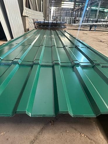 Профнастил: Профнастил Н-25, зеленый (RAL близкий к 6005). Профиль несущий высотой — 2