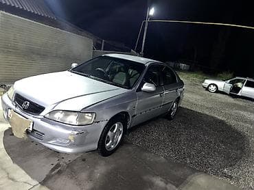Транспорт: Honda Accord: 2001 г., 1.8 л, Автомат, Бензин, Седан — 2