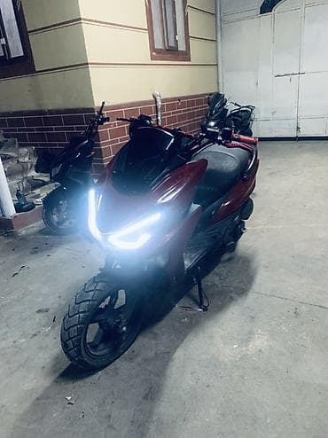 mazda 3: Скутер/максискутер в спортивном стиле - Кузов: агрессивный дизайн — 3