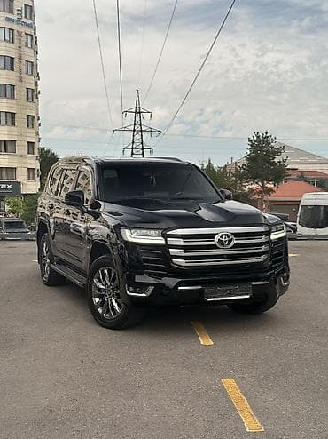 Toyota Land Cruiser: 2022 г., 3.5 л, Автомат, Бензин, Внедорожник — 1