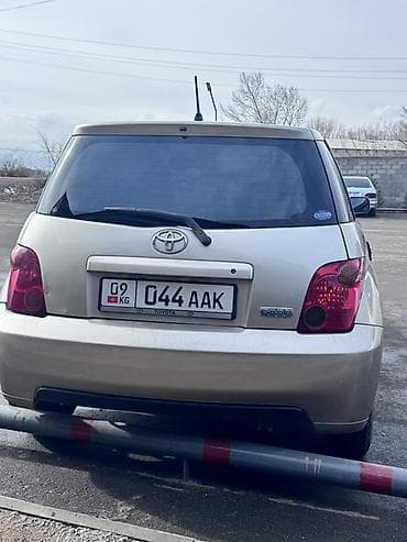 step rf1: Toyota Ist: 2003 г., 1.3 л, Автомат, Бензин, Хэтчбэк — 2