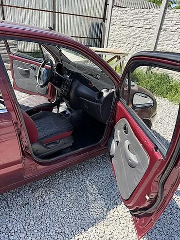 mersedes e320: Daewoo Matiz: 2011 г., Автомат, Бензин, Хэтчбэк — 5