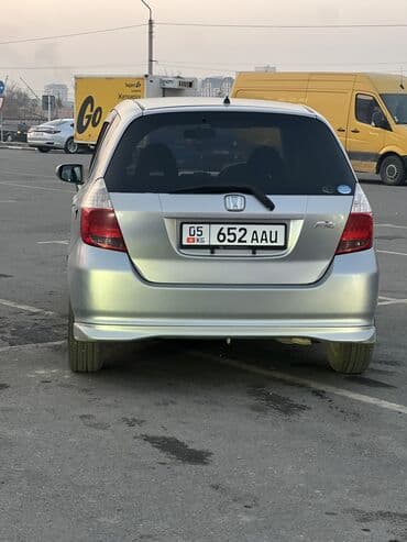 купить б у мотоцикл: Honda Fit: 2004 г., 1.3 л, Вариатор, Бензиновая, Хэтчбэк — 14