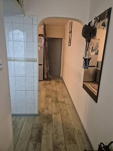 Квартиры: 2 комнаты, 43 м², 104 серия, 4 мкр 104 серия, 2 этаж, Косметический ремонт — 7