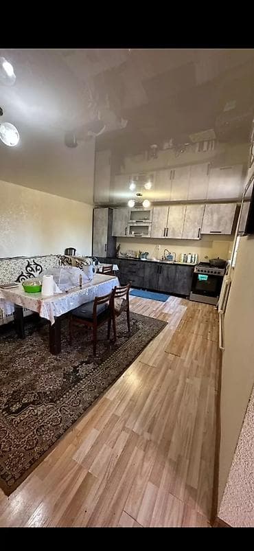 дом сатылат бишкек: 65 м², 3 бөлмө, Забор, тосулган — 2