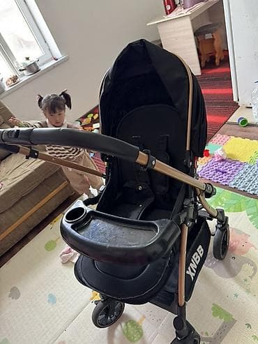 Коляскалар: Удобная детская коляска XNBB в черном цвете с рамой под дерево — 7