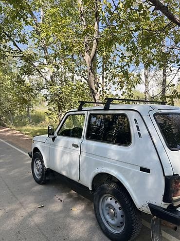 УАЗ: ВАЗ (ЛАДА) 4x4 Niva: 2000 г., Жол тандабас — 4
