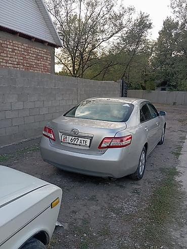 santa fe 2010: Toyota Camry: 2011 г., 2.5 л, Автомат, Бензин, Седан — 5