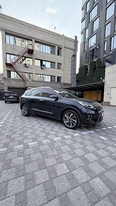 kia ev3: Kia Niro: 2019 г., Гибрид, Кроссовер — 7