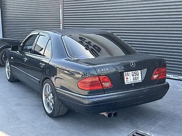 э 2: Mercedes-Benz E-Class: 1999 г., Бензин — 5