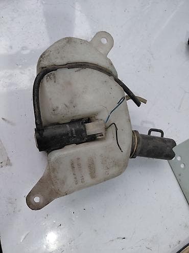 Бачок Mitsubishi 2002 г., Б/у, Оригинал, Япония — 1