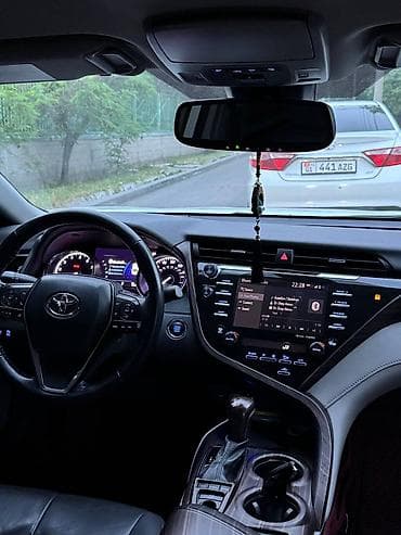 дт 70: Toyota Camry: 2019 г., 2.5 л, Типтроник, Бензин, Седан — 4