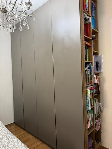 third edition solution: Шкаф-купе с распашными фасадами и боковым модулем-стеллажом - — 1