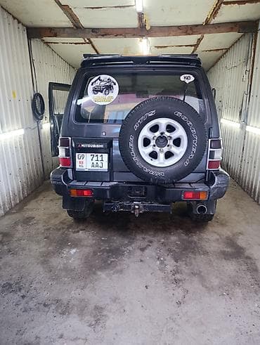 срочно срочно продаю горит: Mitsubishi Pajero: 1994 г., 3 л, Механика, Бензин, Внедорожник — 5