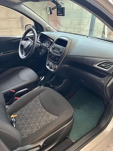 Унаа сатуу: Chevrolet Spark: 2020 г., 0.1 - engine capacity л, Вариатор, Бензин, Хетчбек — 3