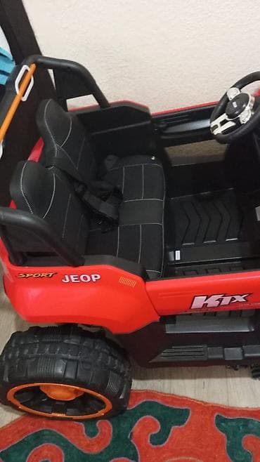 джинсы костюм: Детский электрокар, Новый — 7