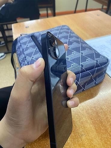 Уюлдук телефондор жана аксессуарлар: IPhone 13, Колдонулган, 128 ГБ, Midnight, 86 % — 1