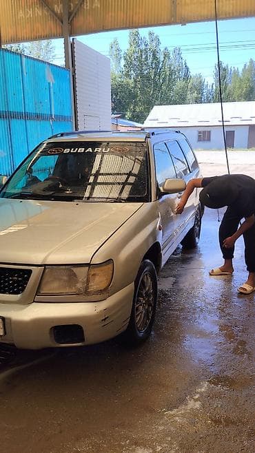 Транспорт: Subaru Forester: 1998 г., 2.5 л, Автомат, Бензин, Универсал — 7