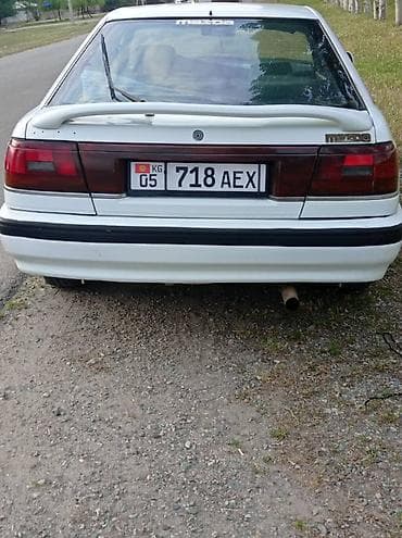 rx 7: Mazda 626: 1990 г., Лифтбек — 3