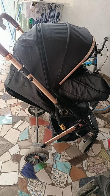 коляски luxmom: Прогулочная коляска NEW LUX (черная) - Легкая складная рама с — 1