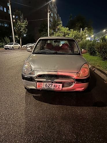 Toyota Duet: 2000 г., 1 л, Автомат, Бензин, Хэтчбэк