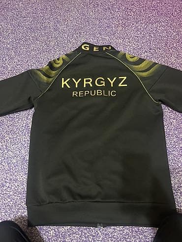 перчатки без пальцев в бишкеке: Спортивная олимпийка “Kyrgyz Republic” ОРГИНАЛ🔥 - Цвет: черный с — 1