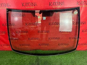 Лобовое стекло на Хонда Фит оригинал Япония