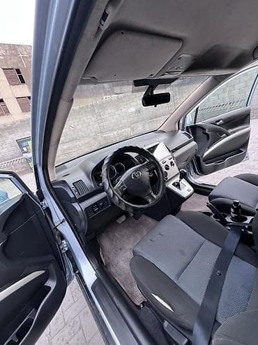 Toyota Corolla Verso: 2006 г., 1.8 л, Робот, Бензин, Минивэн — 9