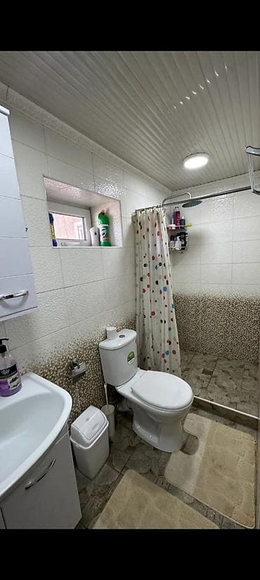 дом 3 комнатный: 63 м², 3 комнаты, Парковка, Забор, огорожен — 2