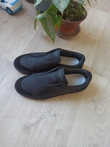 срочно продаю в связи с переездом: Лоферы, 43, Haries, Новый, цвет - Черный — 2