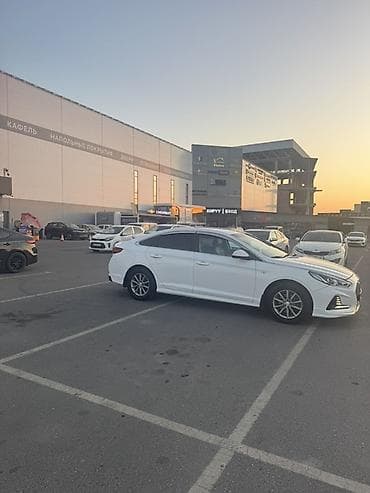 Продажа авто: Hyundai Sonata: 2022 г., 2 л, Автомат, Бензин, Седан — 3