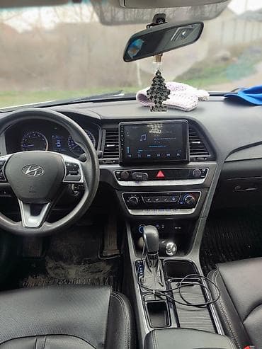 Hyundai Sonata: 2020 г., 2 л, Автомат, Газ, Седан — 4