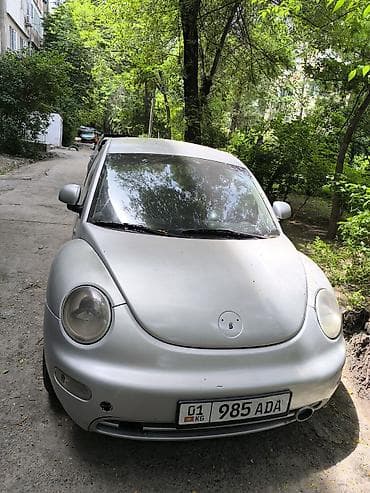 beetle: Volkswagen Bettle: 2000 г., 2 л, Механика, Бензин, Хэтчбэк — 4
