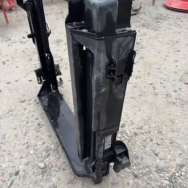 ремонт бмв: BMW X5 F15 Рамка (панель) крепления радиатора/телевизор — 2