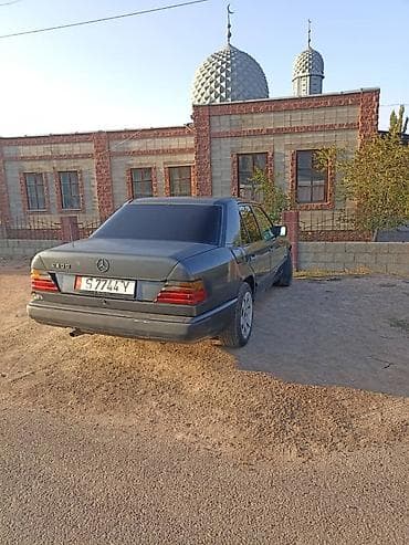 мишлен шина: Mercedes-Benz 220: 1988 г., 3 л, Механика, Дизель, Седан — 6