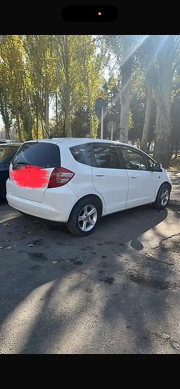 хундай старекс 1: Honda Fit: 2008 г., Автомат, Бензин, Хетчбек — 1
