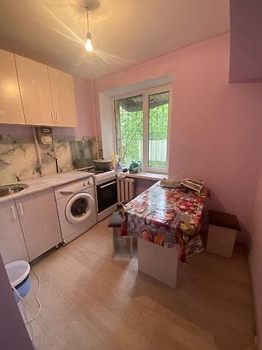 срочные продажи: 2 комнаты, 48 м², Индивидуалка, 3 этаж, Косметический ремонт — 1