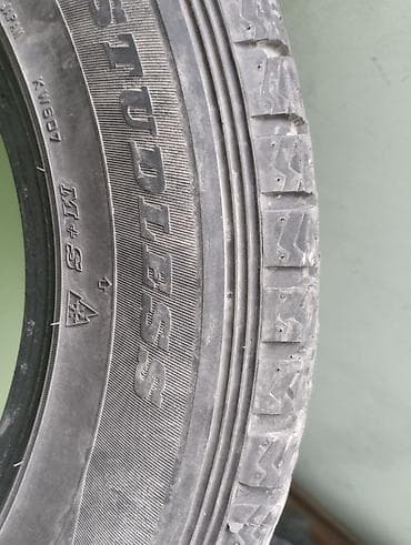 покрышка самурай: Шины 225 / 65 / R 17, Зима, Б/у, 1 шт, Внедорожные (АТ/МТ), Япония, Dunlop — 2