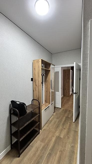снять квариру: 40 м², С мебелью — 4