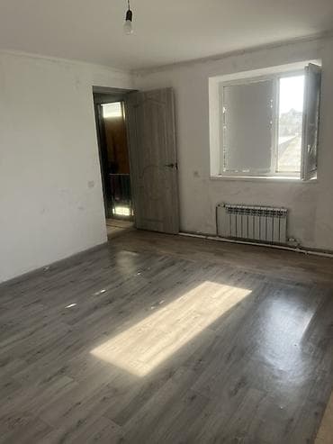 Комнаты: 25 м², Без мебели — 1