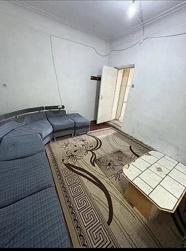 боконбаева правда: 45 м², 3 комнаты, Утепленный, Забор, огорожен — 2