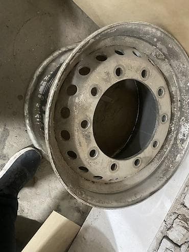 колесо на прицеп: Железные Диски R 22,5 Новый — 2