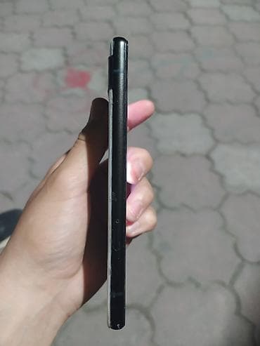 мечит: Google Pixel 6A, Колдонулган, 128 ГБ, түсү - Ак, 1 SIM, eSIM — 2
