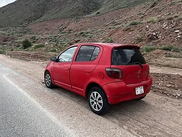 авто элек: Toyota Vitz: 1999 г., 1 л, Кол менен иштөөчү, Бензин, Хетчбек — 3