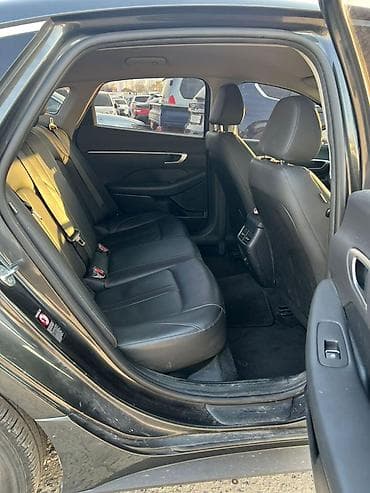 rd 1: Ssangyong Rexton: 2021 г., Автомат, Внедорожник — 6